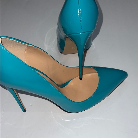 Teal Women's Heels - Picture 4 of 8